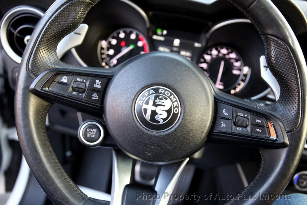 2022 Alfa Romeo Stelvio Ti Sport photo 37