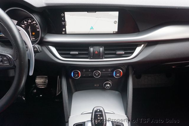 2022 Alfa Romeo Stelvio Veloce AWD RED LEATHER CARPLAY NAVIGATION PANO ROOF HEATED SEATS - 23087429 - 22