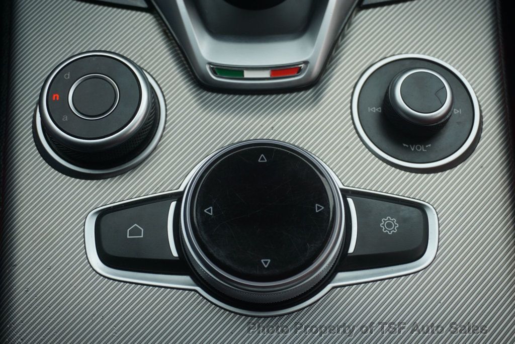 2022 Alfa Romeo Stelvio Veloce AWD RED LEATHER CARPLAY NAVIGATION PANO ROOF HEATED SEATS - 23087429 - 35