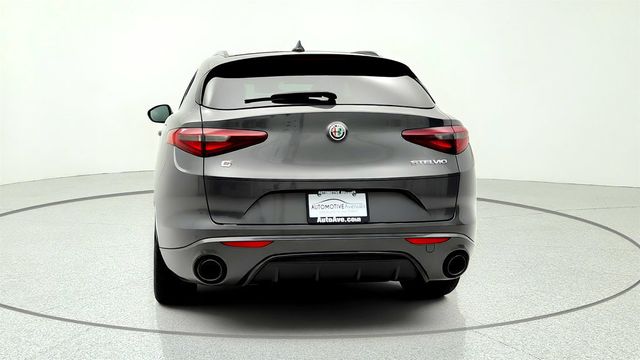 2022 Alfa Romeo Stelvio Veloce AWD w/ 20'' Sport Wheels & Red Leather Sport Seats - 23028898 - 5