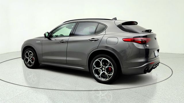 2022 Alfa Romeo Stelvio Veloce AWD w/ 20'' Sport Wheels & Red Leather Sport Seats - 23028898 - 6
