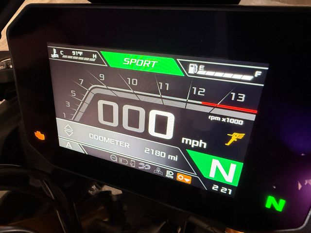 2022 Aprilia Tuono V4 Factory 1100 LOW MILES! - 23011599 - 9