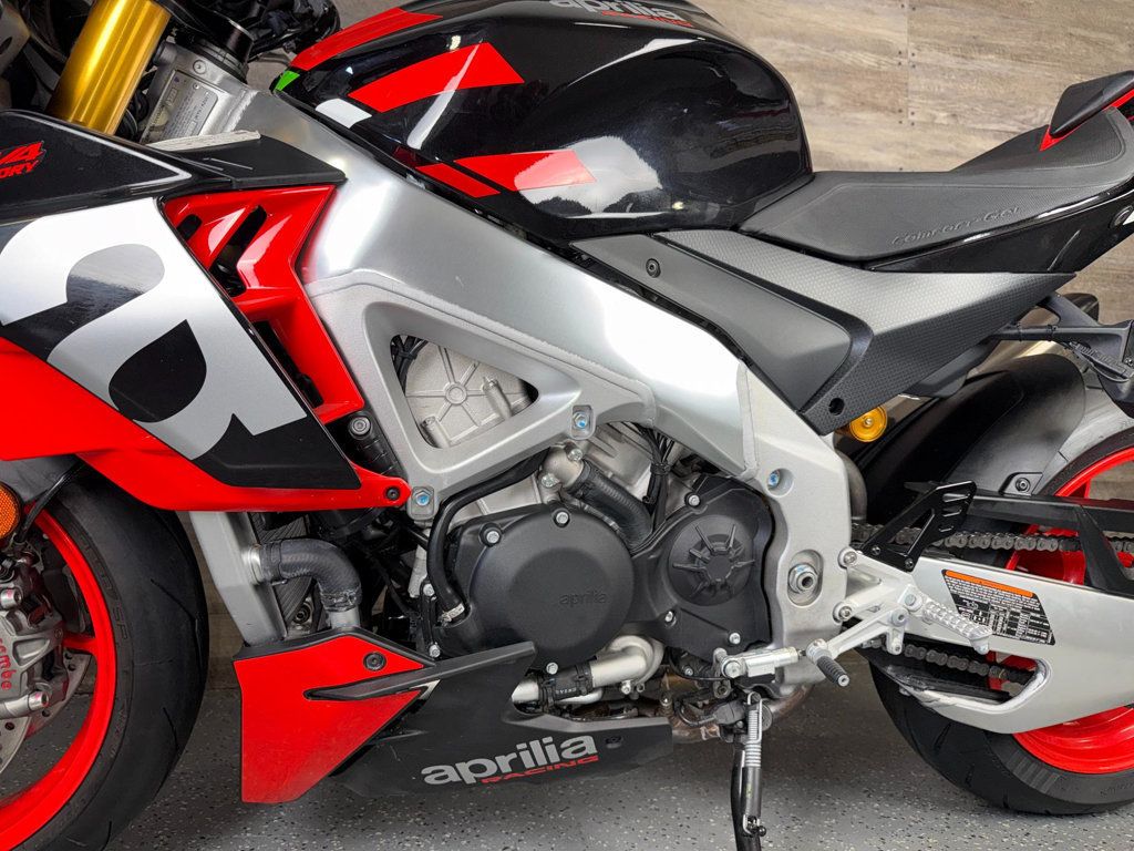 2022 Aprilia Tuono V4 Factory 1100 LOW MILES! - 23011599 - 13