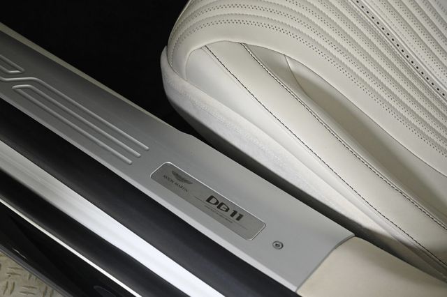 2022 Aston Martin DB11 Volante - 22985297 - 22