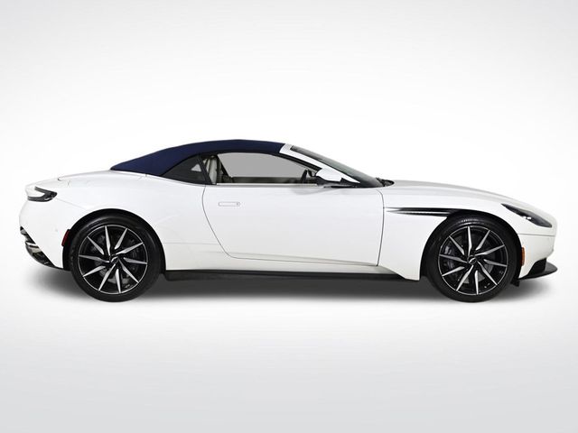 2022 Aston Martin DB11 Volante - 22985297 - 7
