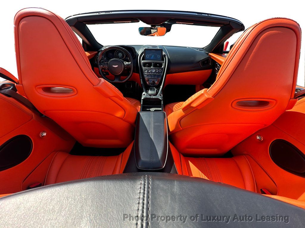 Aston Martin DB11 photo 15