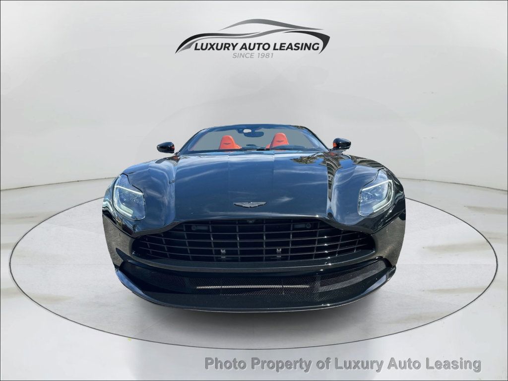 Aston Martin DB11 photo 7