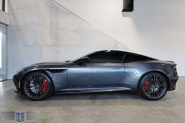2022 Aston Martin DBS Superleggera Coupe - 22952406 - 1