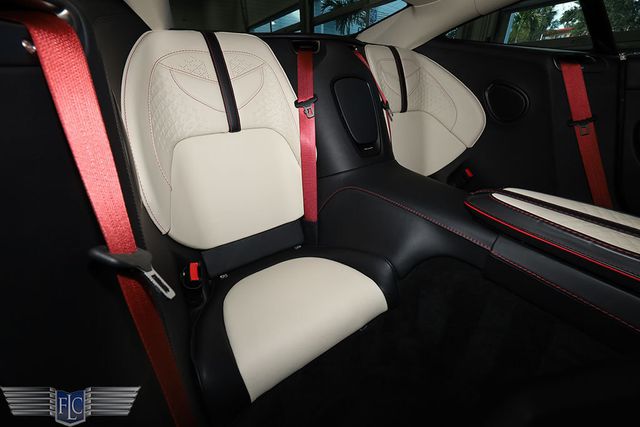 2022 Aston Martin DBS Superleggera Coupe - 22952406 - 20