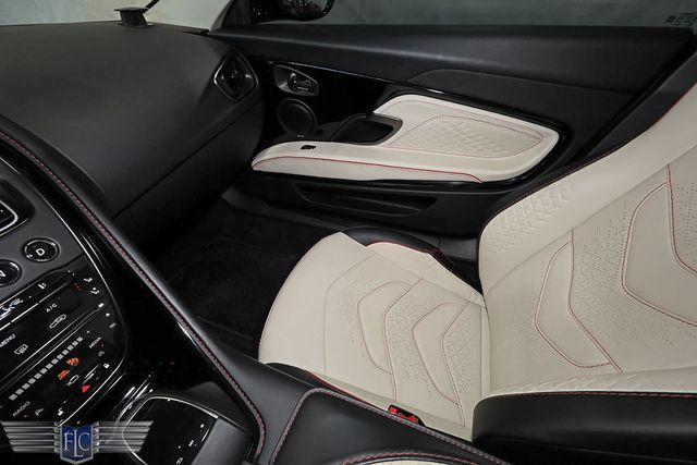 2022 Aston Martin DBS Superleggera Coupe - 22952406 - 27