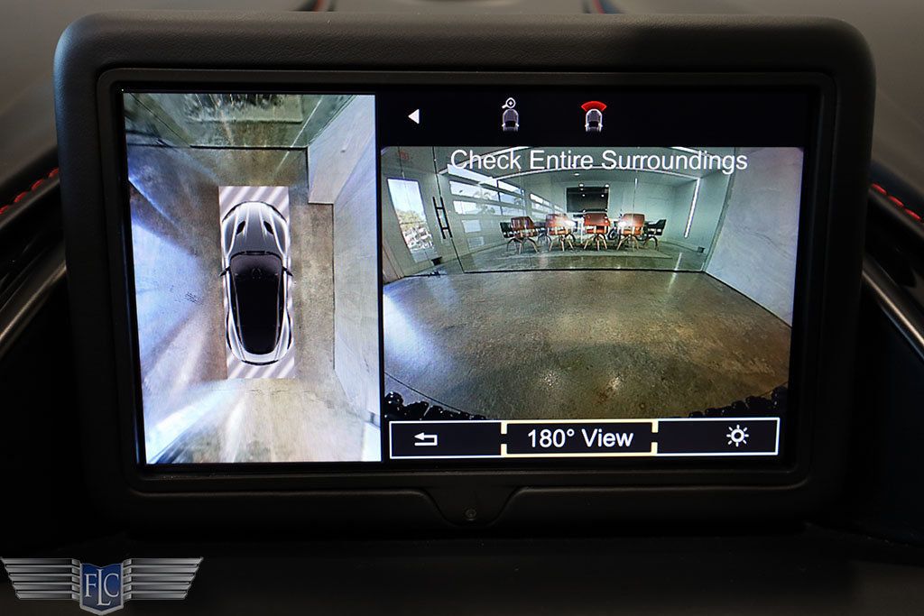 2022 Aston Martin DBS Superleggera Coupe - 22952406 - 33