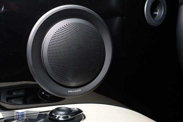 2022 Aston Martin DBS Superleggera Coupe - 22952406 - 34