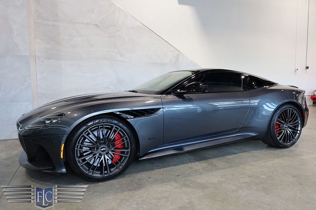 2022 Aston Martin DBS Superleggera Coupe - 22952406 - 3