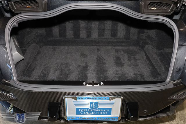 2022 Aston Martin DBS Superleggera Coupe - 22952406 - 39