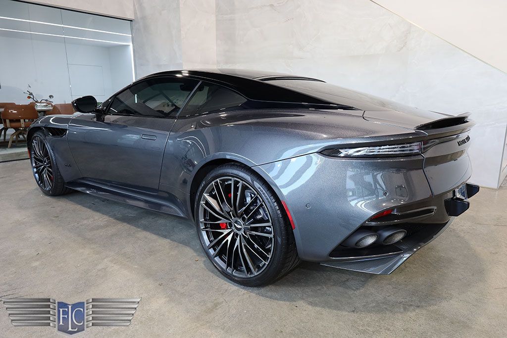 2022 Aston Martin DBS Superleggera Coupe - 22952406 - 4