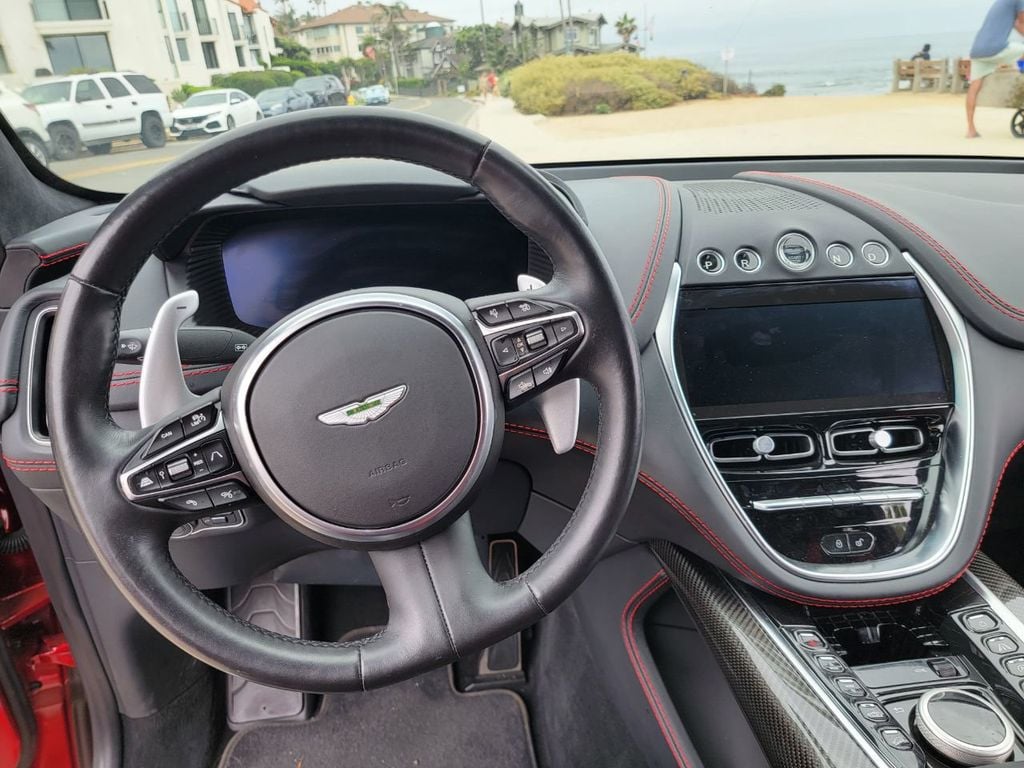 2022 Aston Martin DBX  - 22063350 - 84