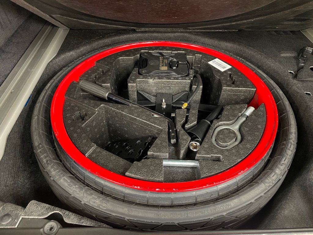 2022 Aston Martin DBX AWD - 23018239 - 26