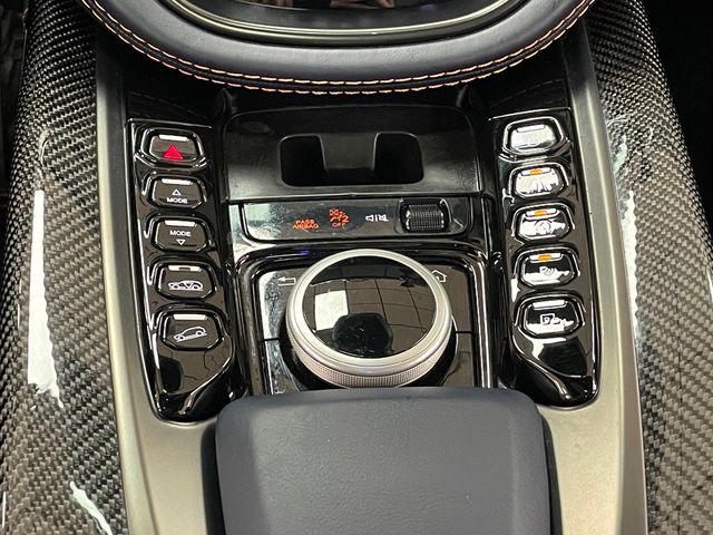 2022 Aston Martin DBX AWD - 23018239 - 38