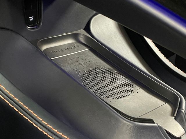 2022 Aston Martin DBX AWD - 23018239 - 42