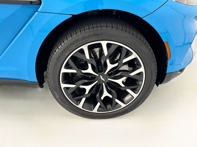 2022 Aston Martin DBX AWD - 23003942 - 30