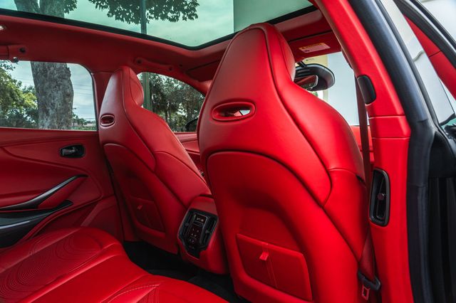 2022 Aston Martin DBX AWD - 22939665 - 24