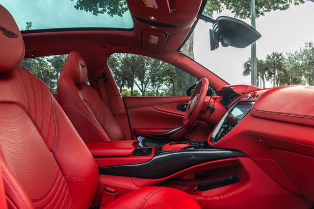 2022 Aston Martin DBX AWD - 22939665 - 26