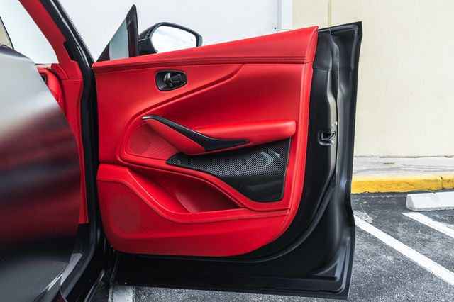 2022 Aston Martin DBX AWD - 22939665 - 30