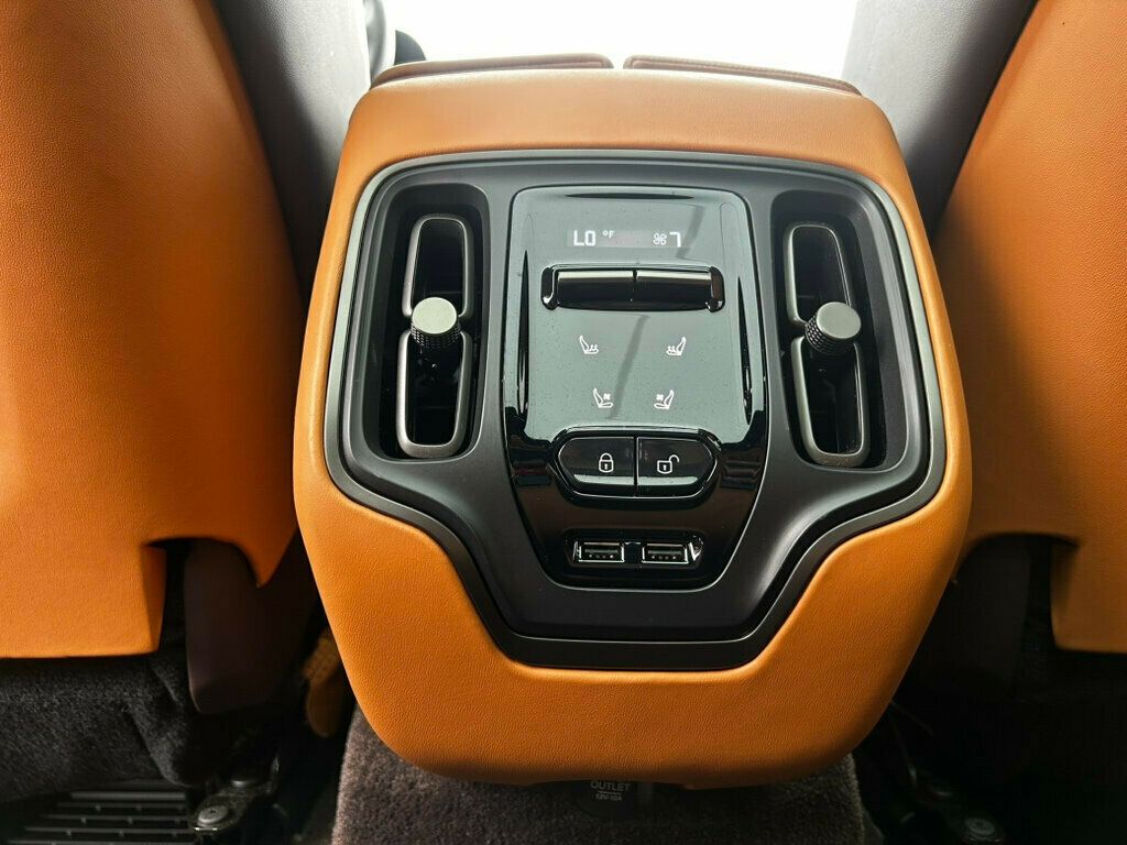 2022 Aston Martin DBX Heated&CooledSeats*ChromeJewerlyPkg*NAV - 22961326 - 14