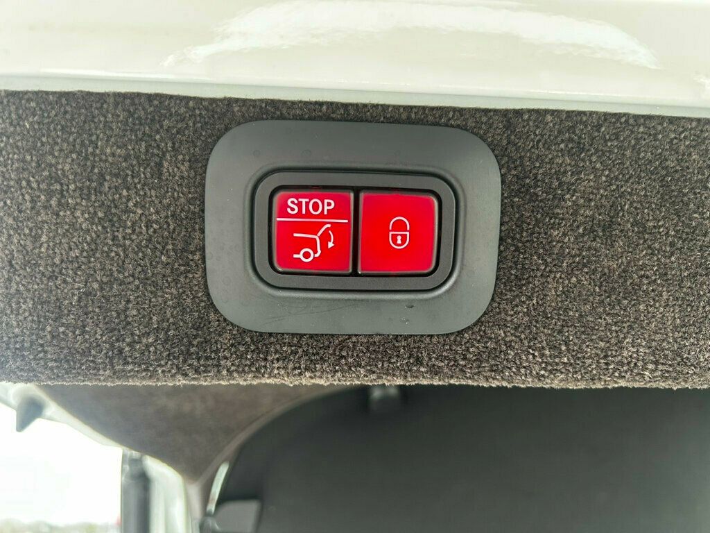 2022 Aston Martin DBX Heated&CooledSeats*ChromeJewerlyPkg*NAV - 22961326 - 17