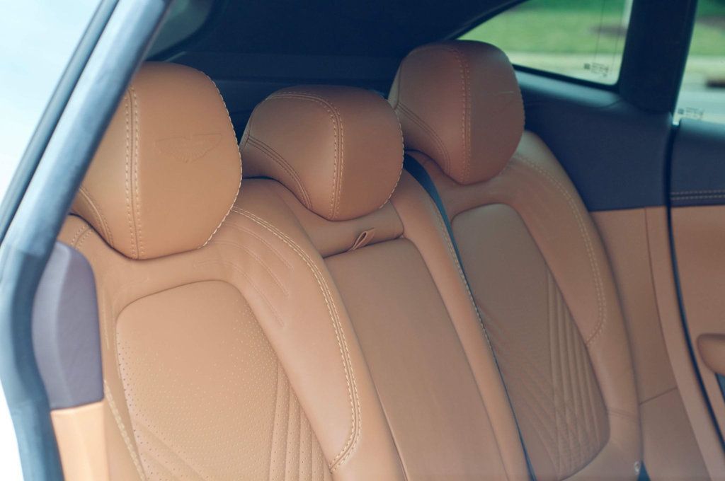2022 Aston Martin DBX Heated&CooledSeats*ChromeJewerlyPkg*NAV - 22961326 - 47