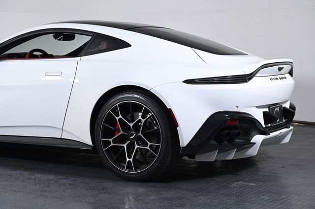 2022 Aston Martin Vantage Coupe - 23016665 - 22