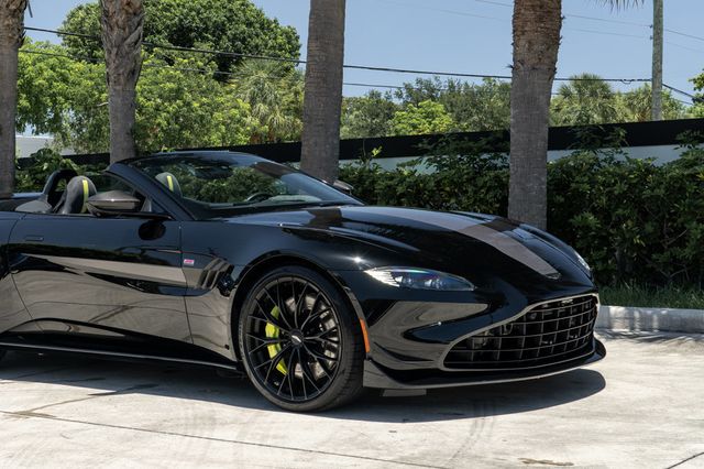 2022 Aston Martin Vantage F1 Edition Roadster - 23044700 - 11