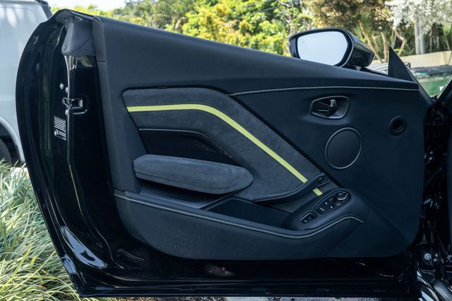 2022 Aston Martin Vantage F1 Edition Roadster - 23044700 - 13