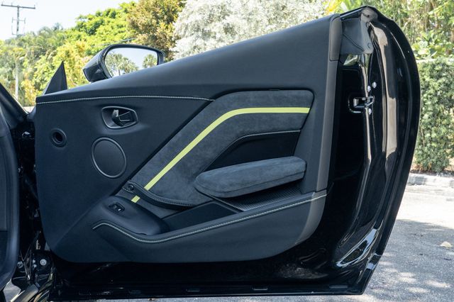 2022 Aston Martin Vantage F1 Edition Roadster - 23044700 - 14