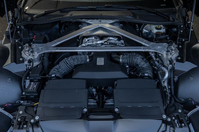 2022 Aston Martin Vantage F1 Edition Roadster - 23044700 - 24