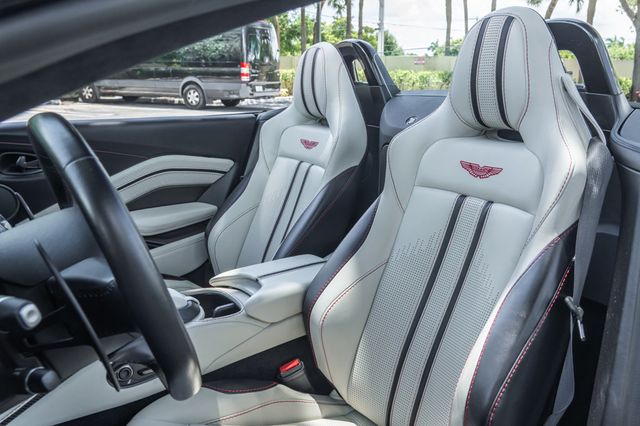2022 Aston Martin Vantage Roadster - 23061092 - 12