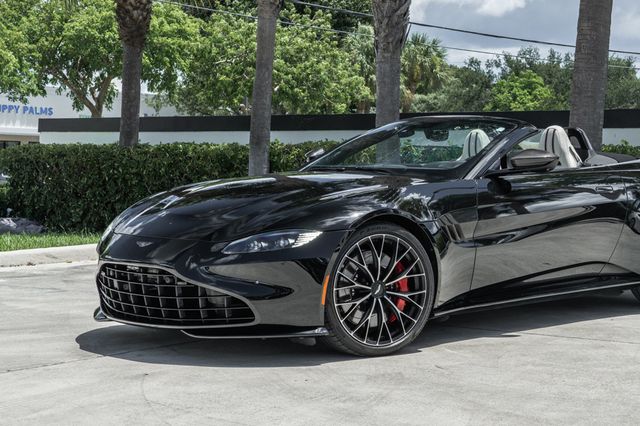 2022 Aston Martin Vantage Roadster - 23061092 - 1