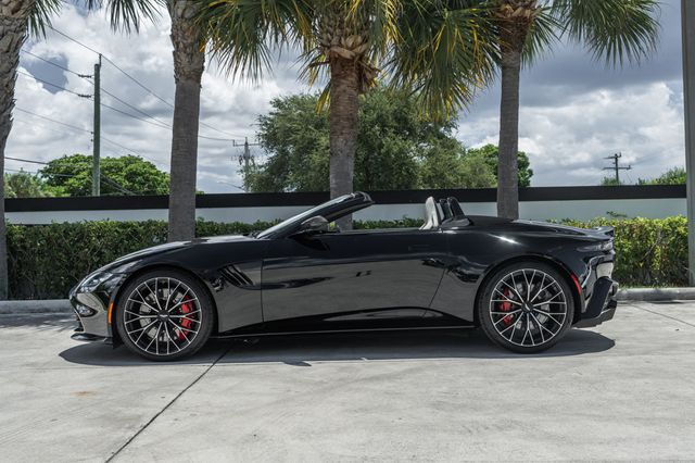 2022 Aston Martin Vantage Roadster - 23061092 - 2