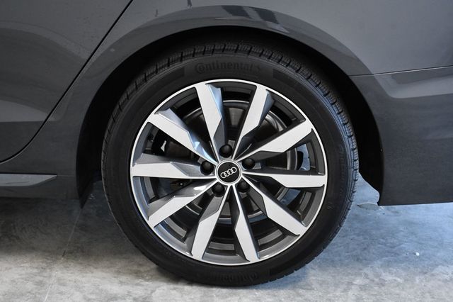 2022 Audi A4 Sedan Premium 40 TFSI quattro - 23004902 - 11