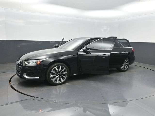2022 Audi A4 Sedan Premium 40 TFSI quattro - 23030817 - 37