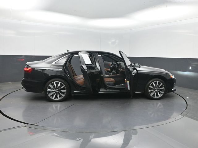 2022 Audi A4 Sedan Premium 40 TFSI quattro - 23030817 - 38