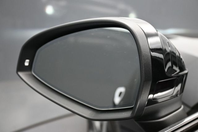 2022 Audi A4 Sedan Premium 40 TFSI quattro - 23030817 - 3