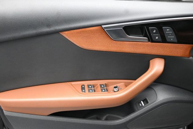 2022 Audi A4 Sedan Premium 40 TFSI quattro - 23030817 - 6