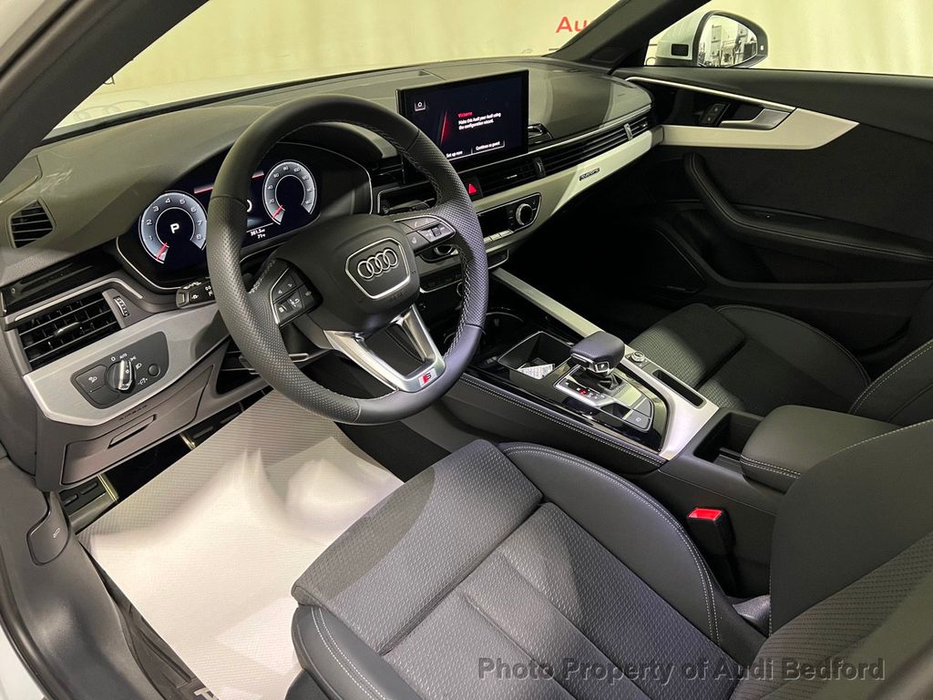 2022 audi a4 s line interior