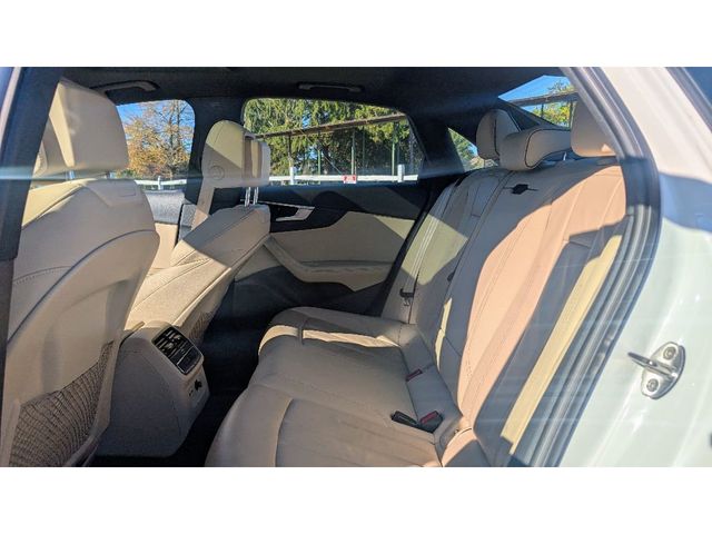 2022 Audi A4 Sedan S line Premium Plus 45 TFSI quattro - 22932973 - 17