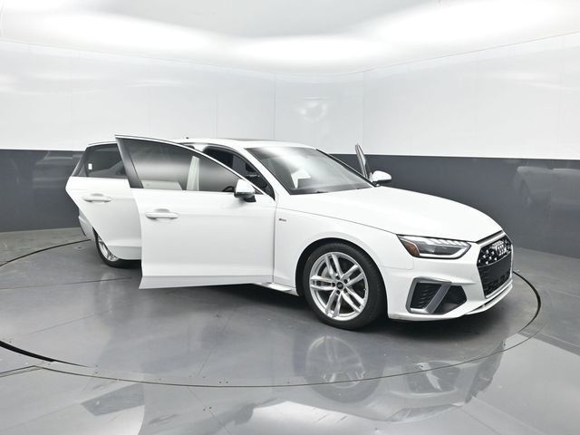 2022 Audi A4 Sedan S line Premium Plus 45 TFSI quattro - 23004717 - 35