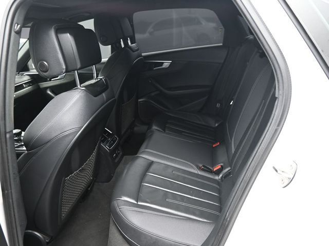2022 Audi A4 Sedan S line Premium Plus 45 TFSI quattro - 23004717 - 8