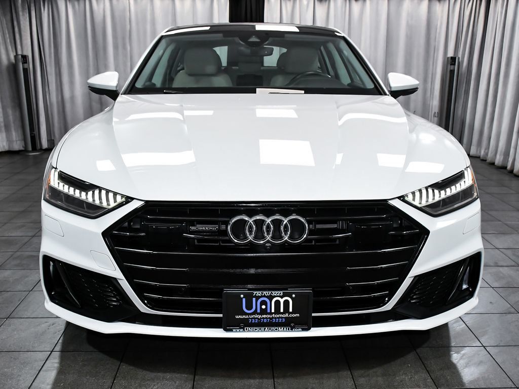 Audi A7 photo 2