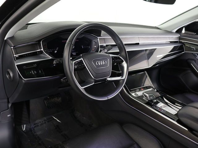 2022 Audi A8 L 55 TFSI quattro - 23005903 - 32