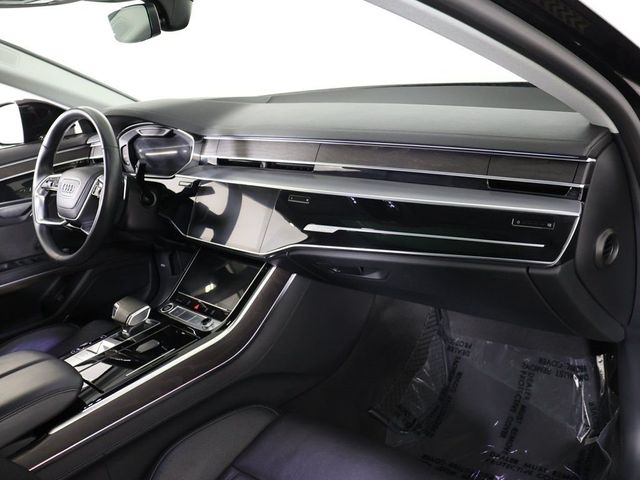 2022 Audi A8 L 55 TFSI quattro - 23005903 - 33